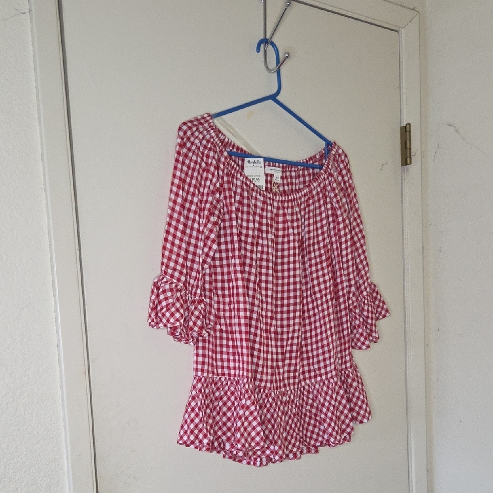 Red Gingham Ruffle Sleeve Top - Picture 7 of 8